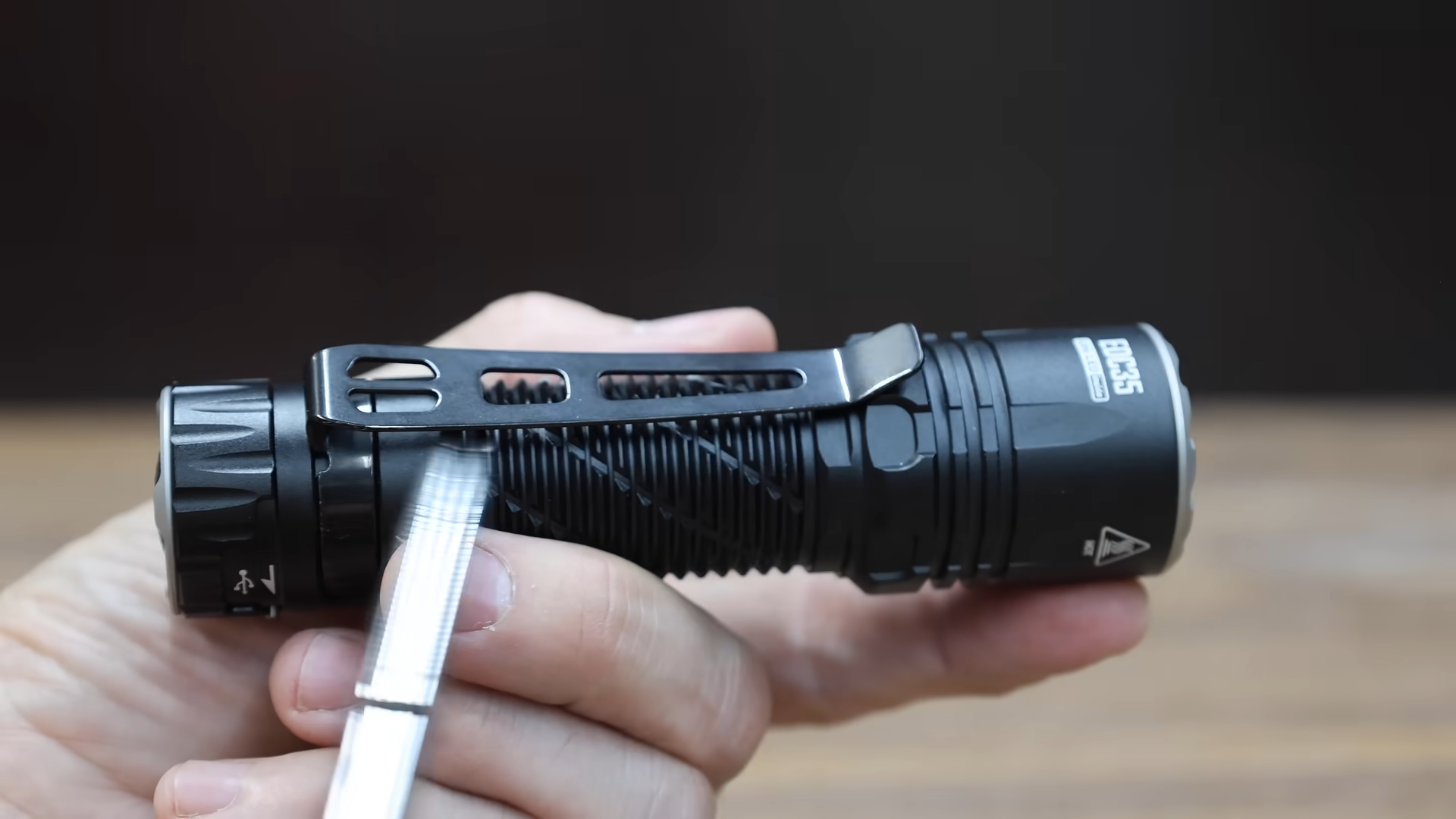 Cheap flashlights promised 100,000 lumens, then the tests revealed the ...