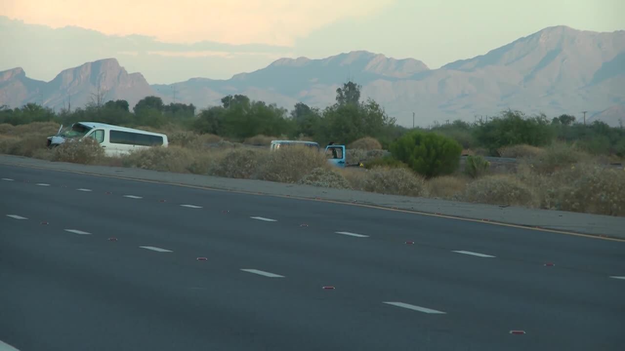One dead in series of crashes on Interstate 10