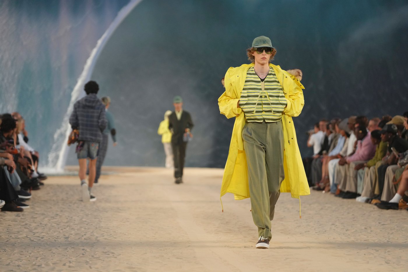 Heat catches Europe’s fashion industry unprepared as models face the ...