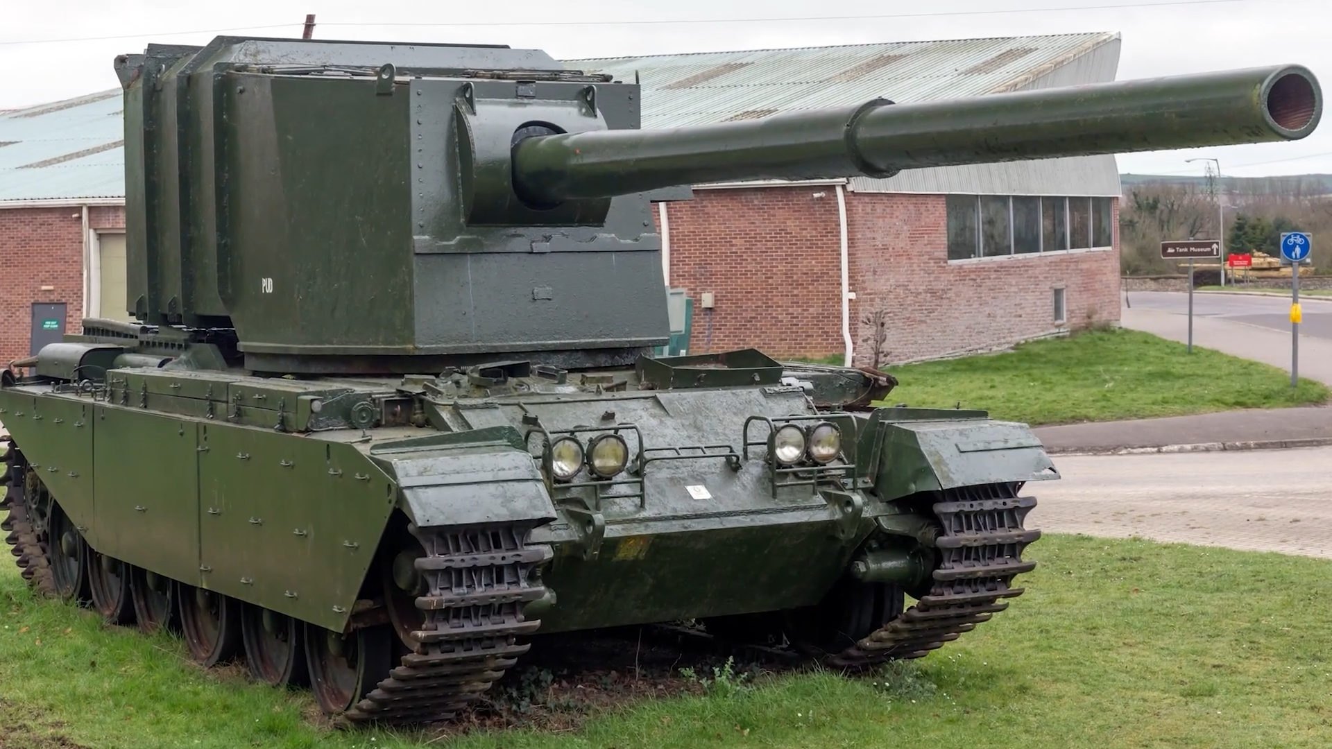 They built a tank with the biggest gun ever - then never used it