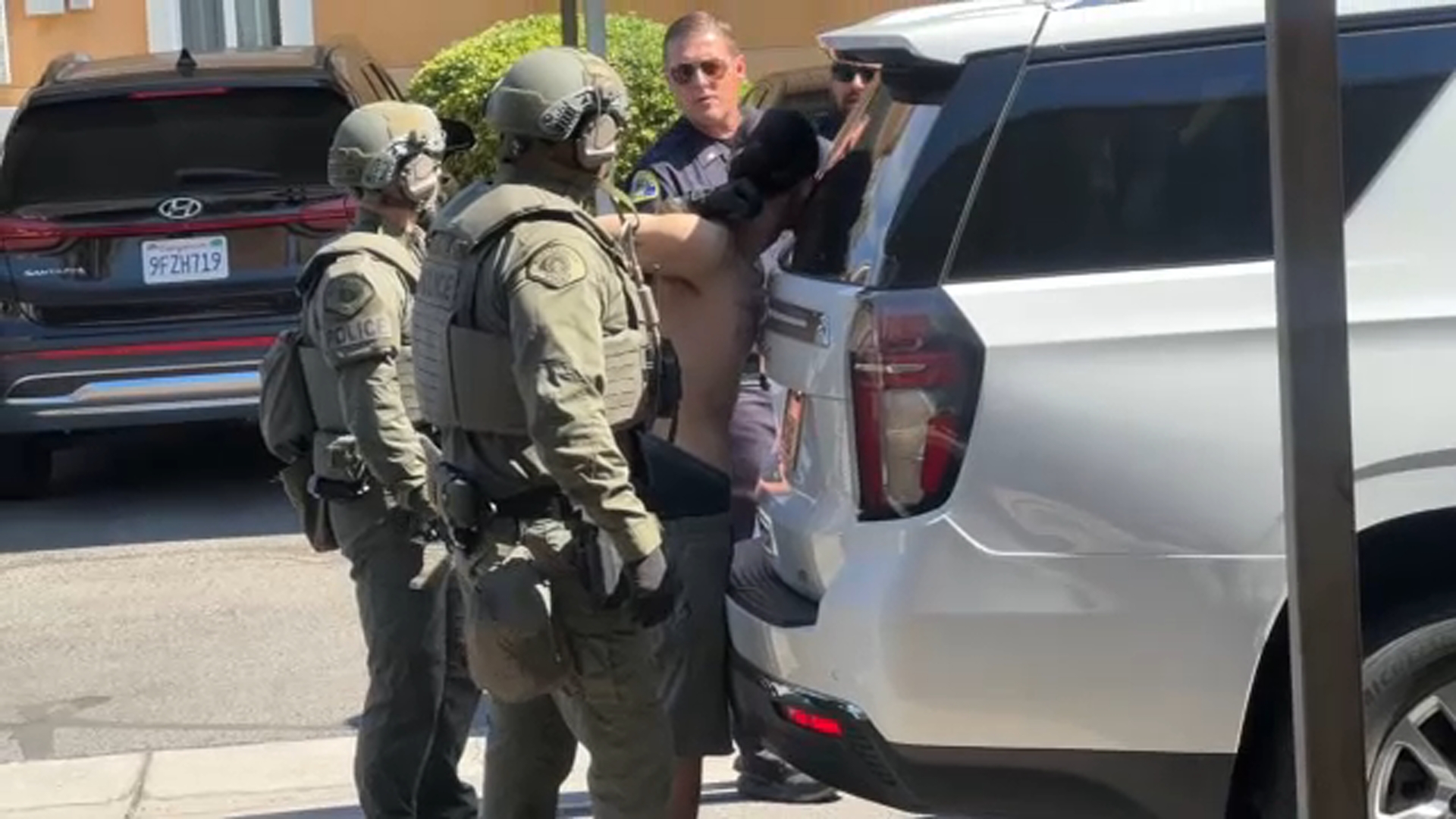 Suspect arrested after hours-long standoff with Porterville police in ...