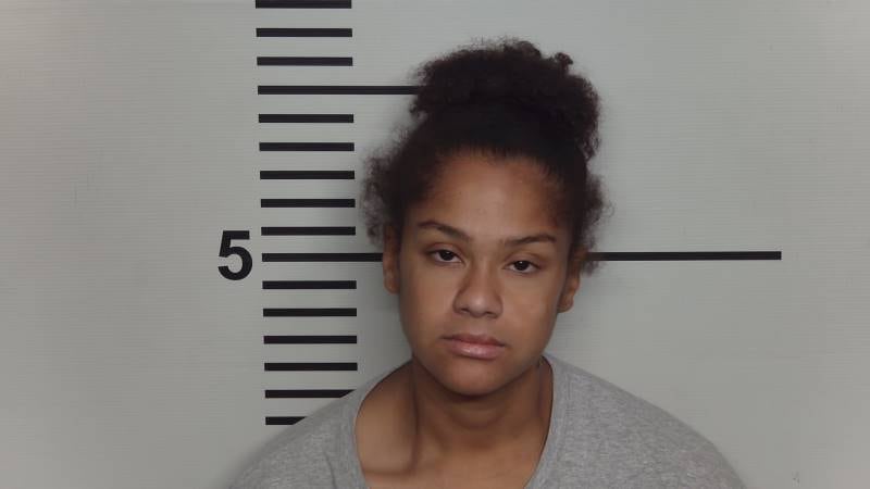 Police: Woman accused of setting apartment on fire after argument with ...
