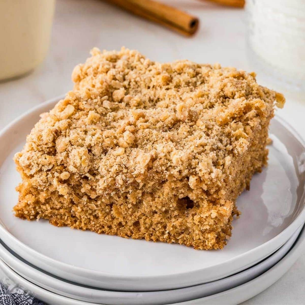 Applesauce crumb cake