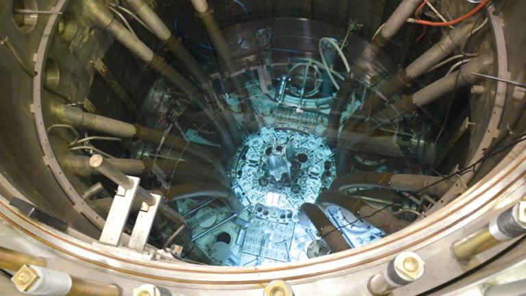 World’s most powerful nuclear test reactor removes first Lightbridge ...