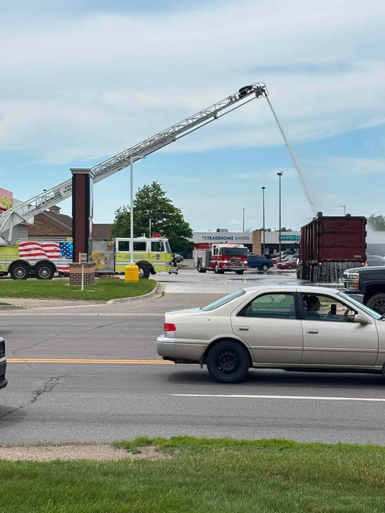 Semitrailer catches fire in Escanaba, no injuries reported