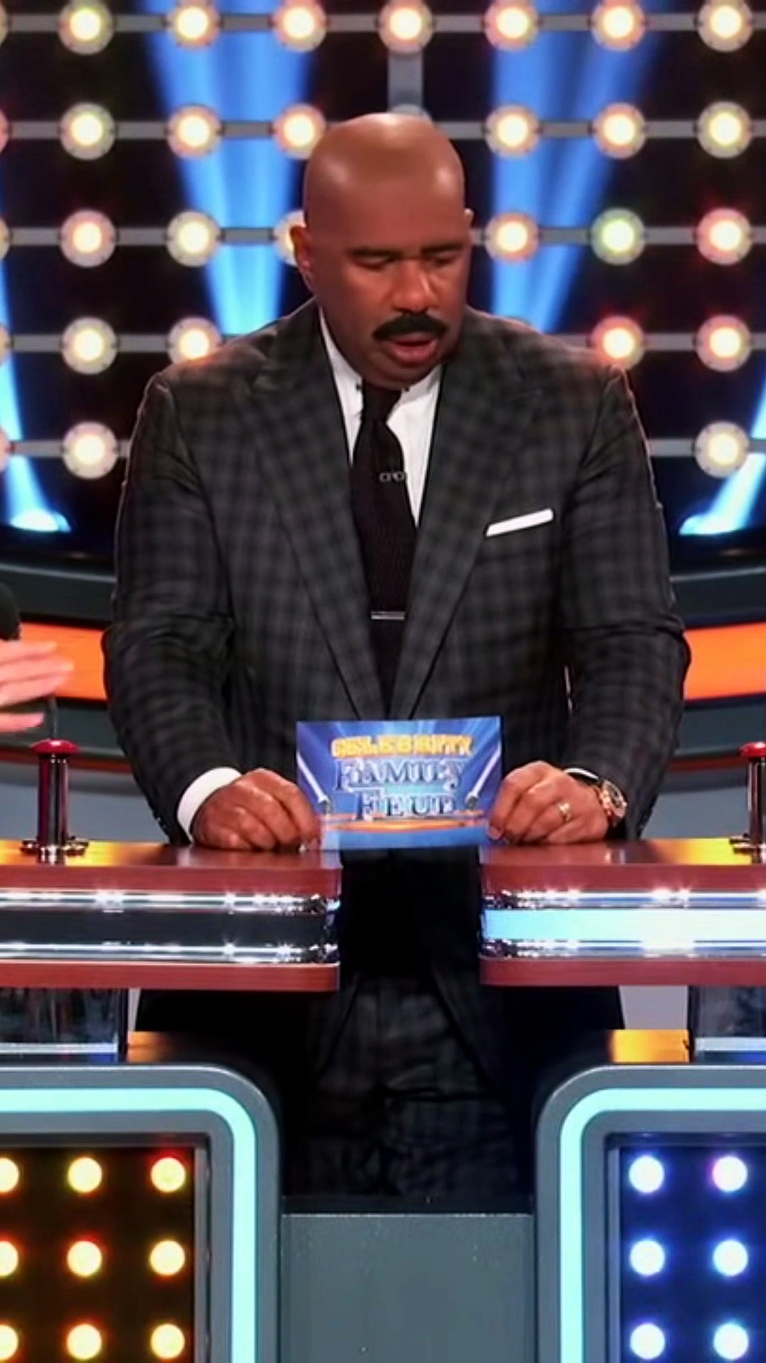 Steve Harvey's wife stuns him on Celebrity Family Feud