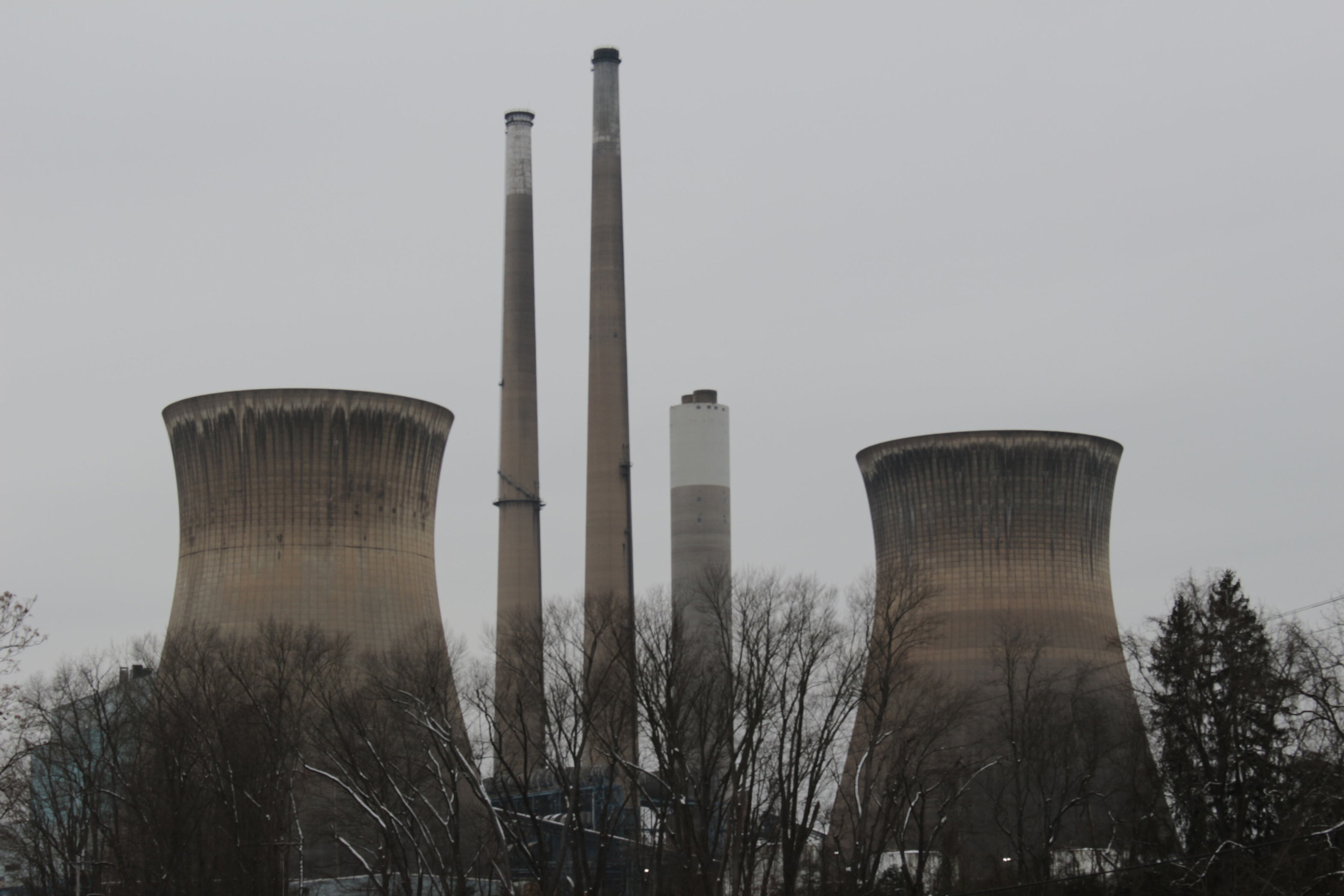 Power station power struggle: Pleasants Power Station owners fight to dismiss bankruptcy filing