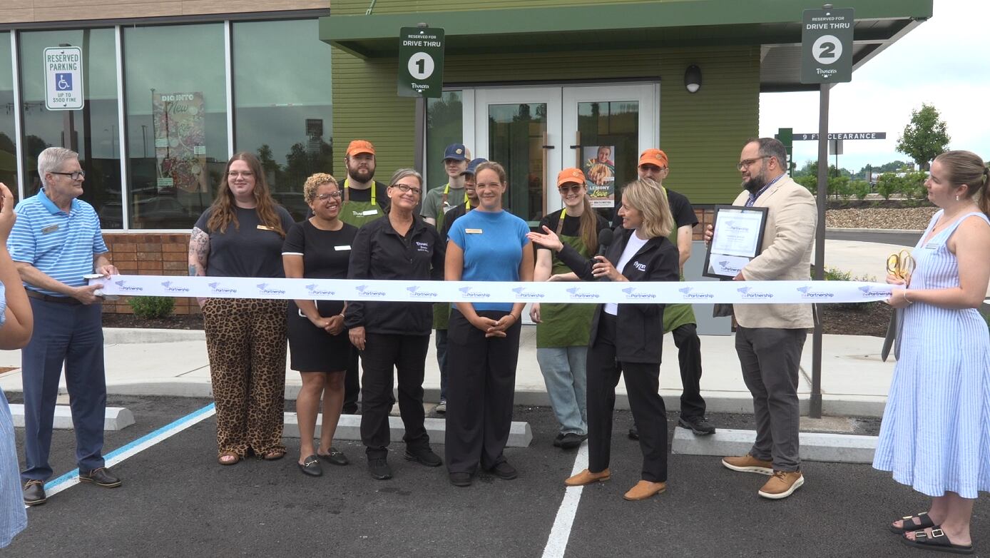 Panera Bread opens new Westover location on Pillar Drive