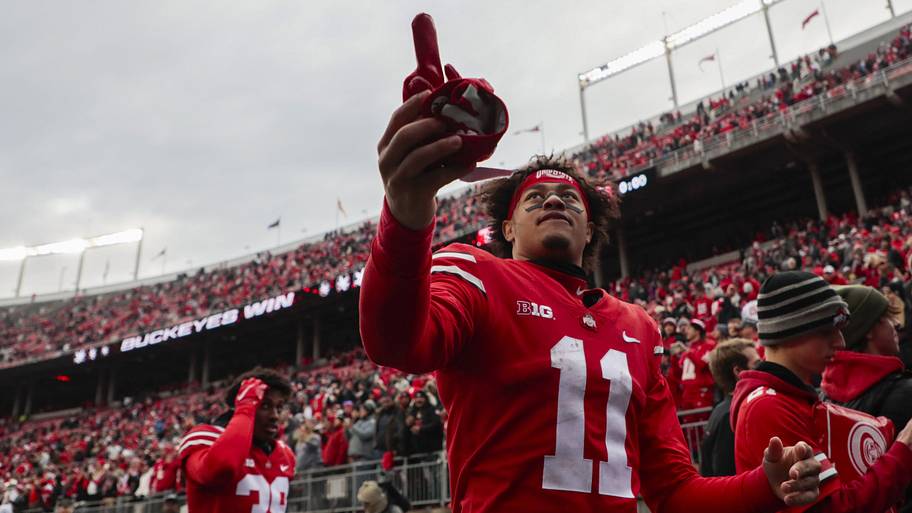 Historic college football rivals locked in heated battle for elite 4 ...