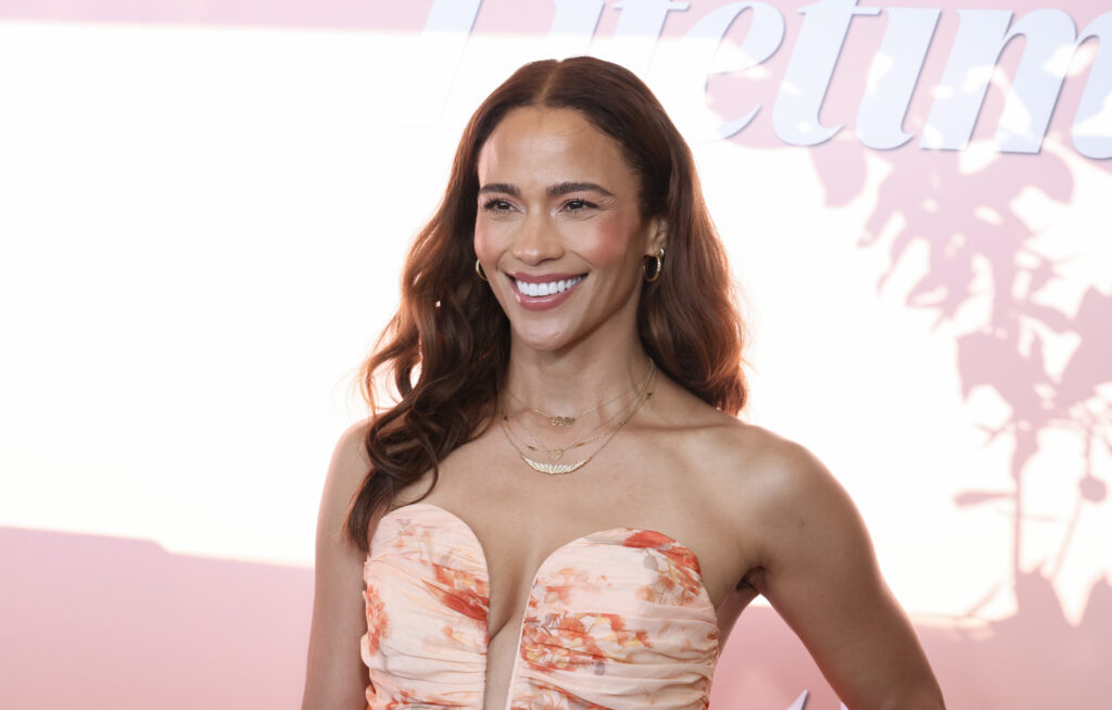 More Black Actresses Who Are Proving That Beauty Gets Even Better Over 40!