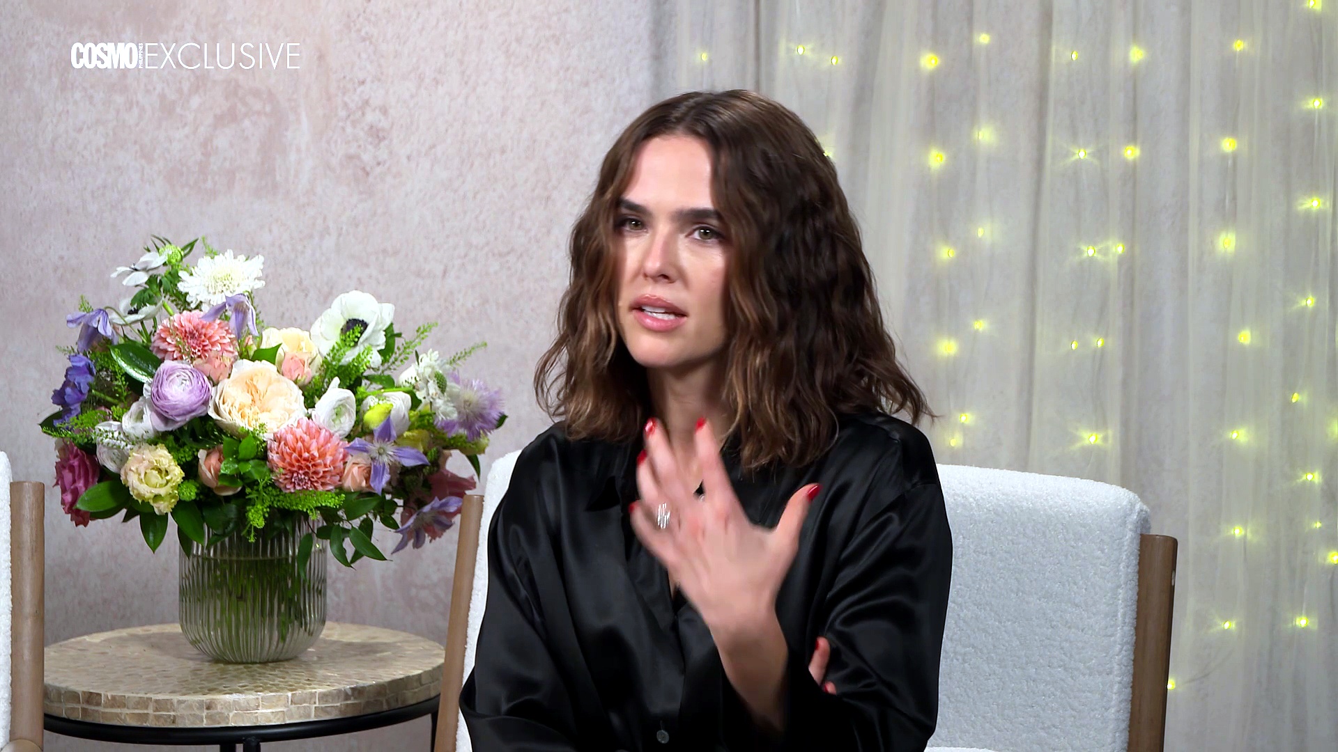 Chat with Netflix's 'Voicemails for Isabelle' Cast Zoey Deutch and Nick ...