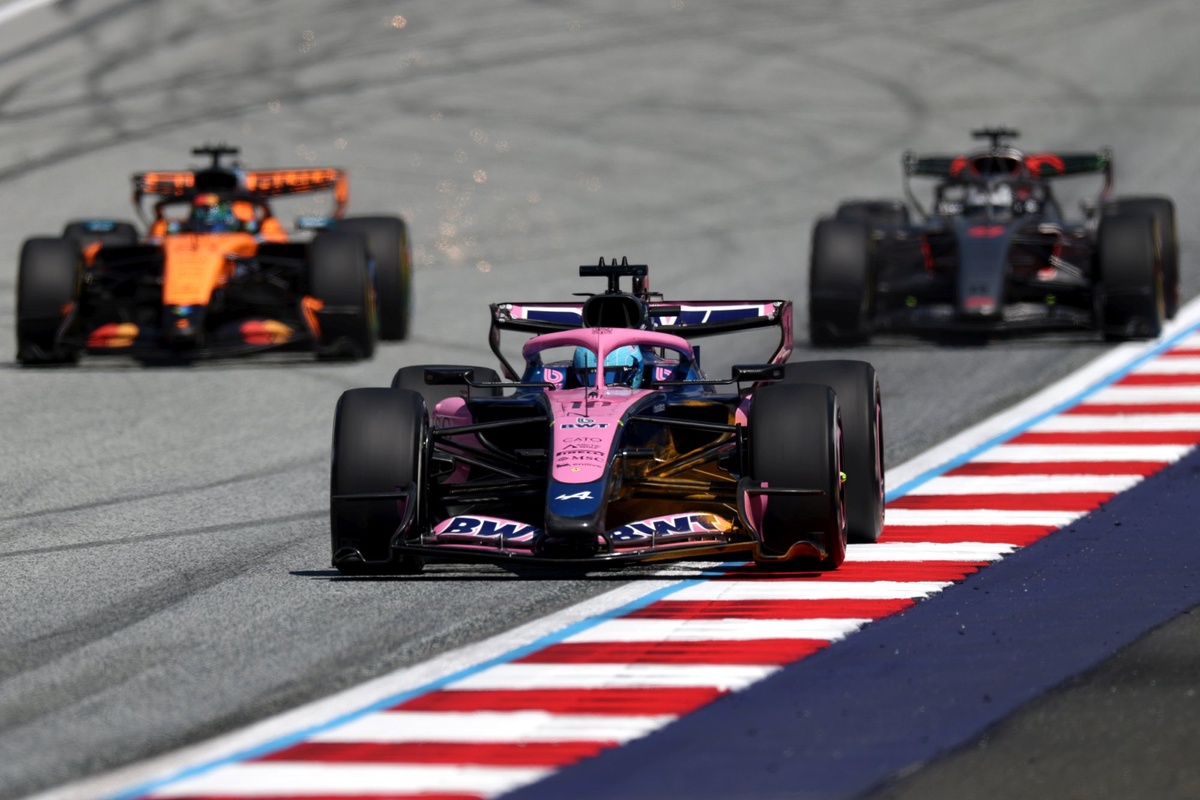 F1 drivers' dinner photo sends fans into frenzy before Austrian GP