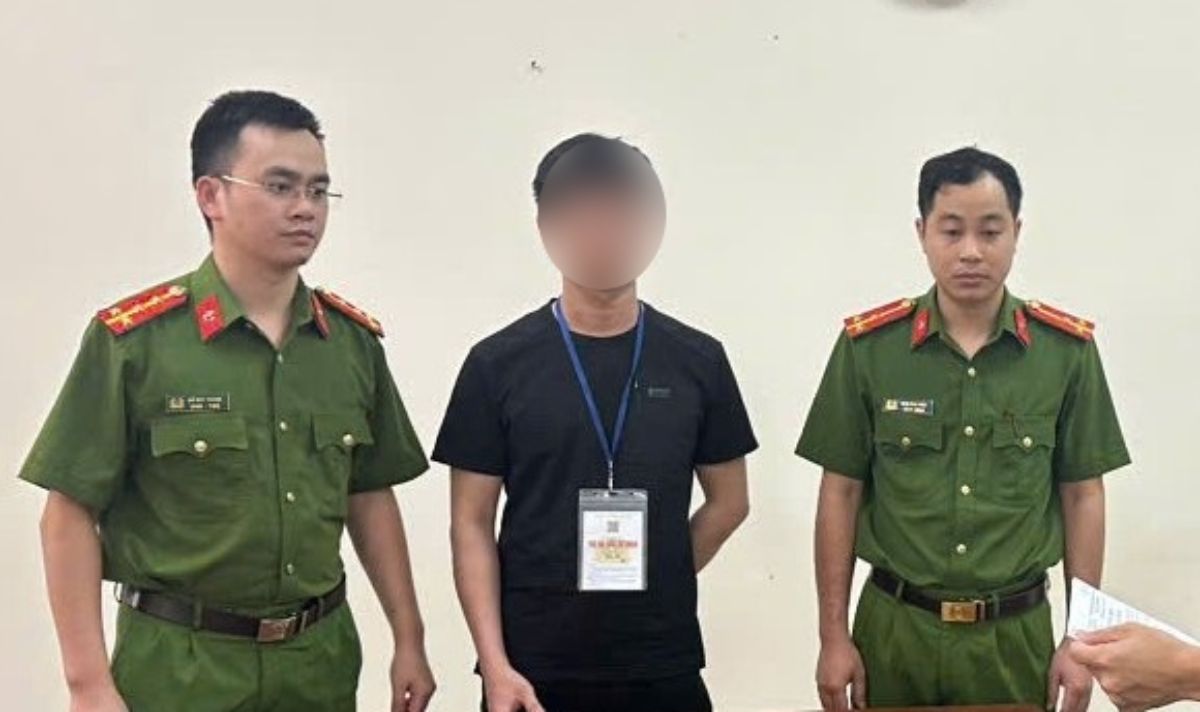 Khởi tố thợ hàn gây cháy xưởng tôn, thiệt hại hơn 368 triệu đồng