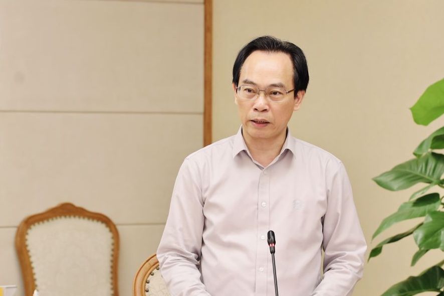 Bộ trưởng Hoàng Minh Sơn trăn trở về vấn đề giáo viên hợp đồng
