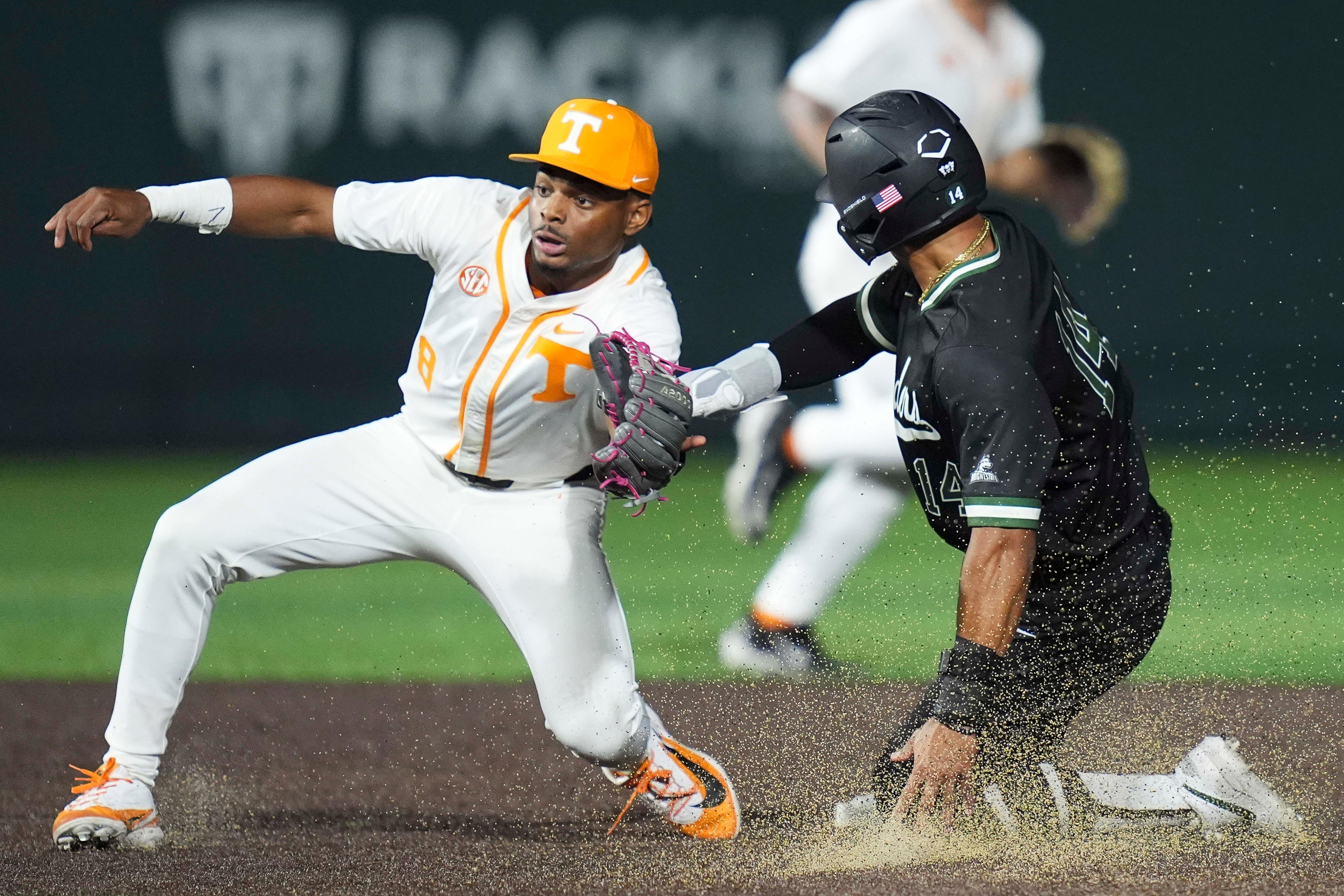 Tennessee baseball receives outfielder transfer commit