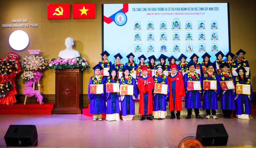 Kỳ vọng hơn 1.000 tân cử nhân Sư phạm Huế lan tỏa giá trị tri thức