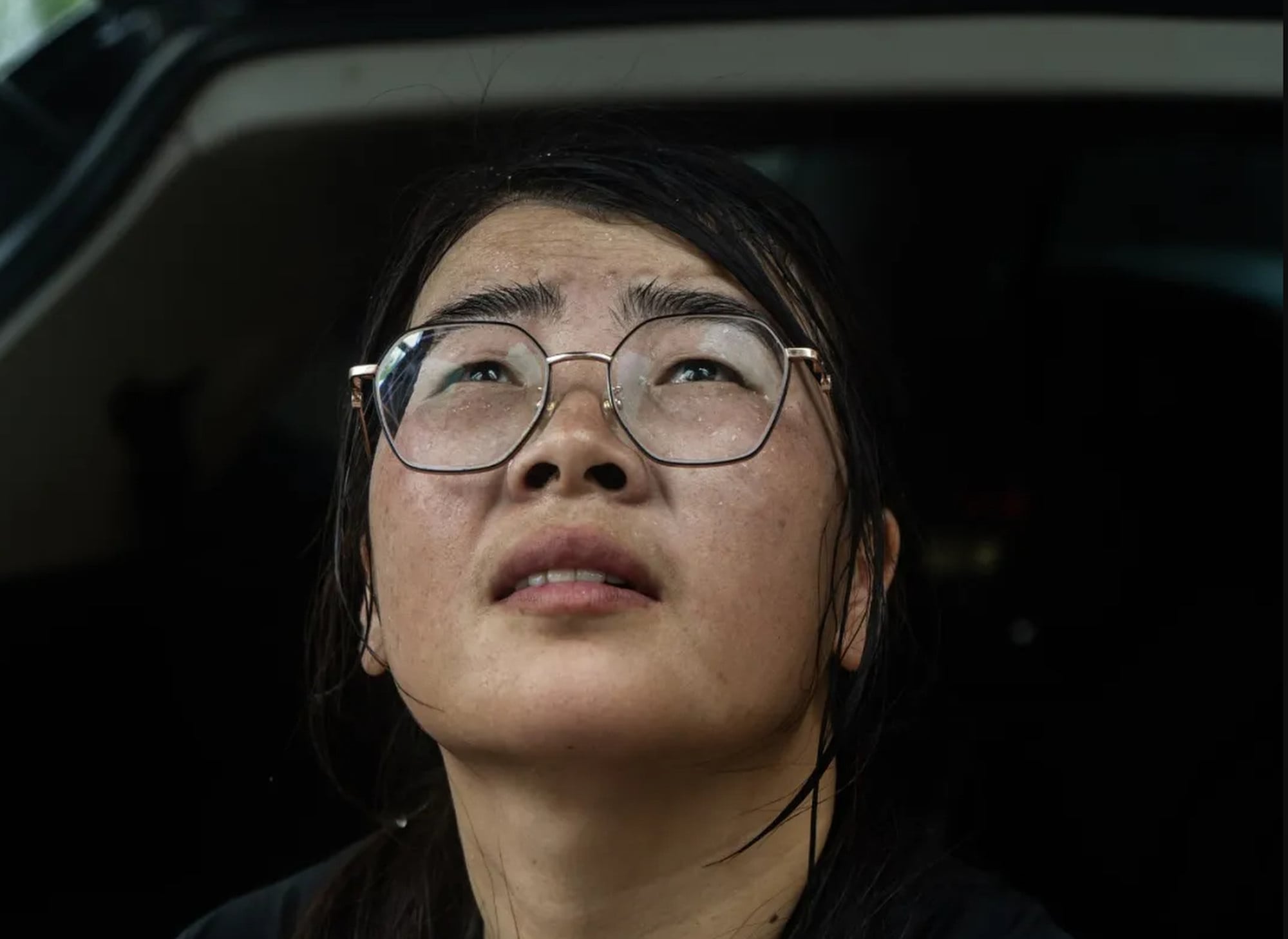 China ‘Spider-Woman’ single mum cleans, repairs high-rises to support ...