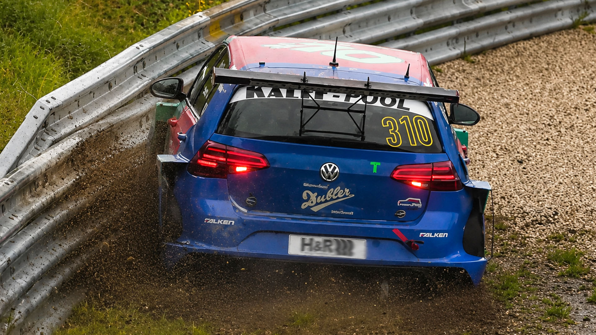 Incredible Nürburgring race highlights packed with spins crashes and drama