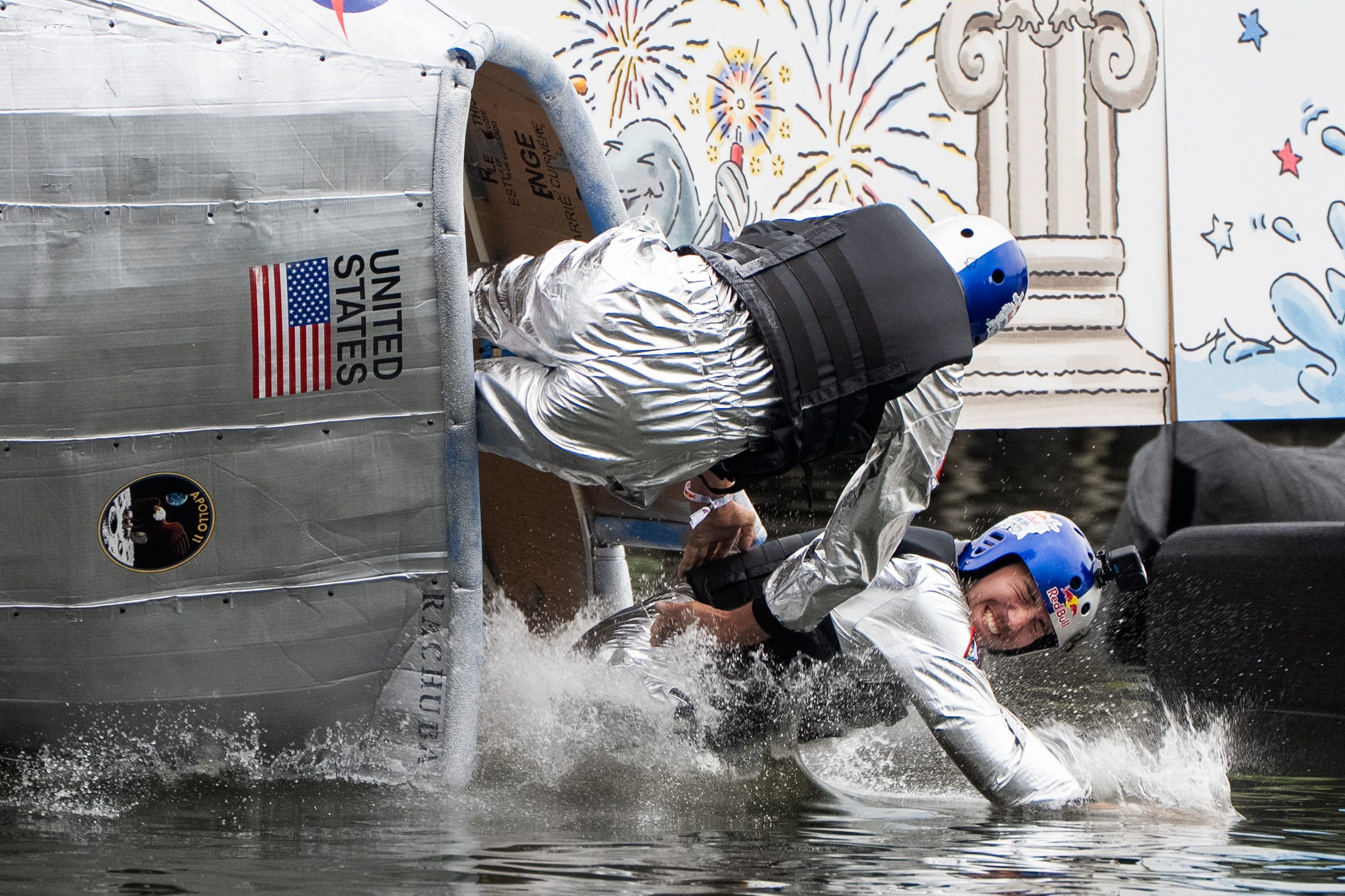 Chaos erupts as riders tackle Red Bull spinoff in DC waters