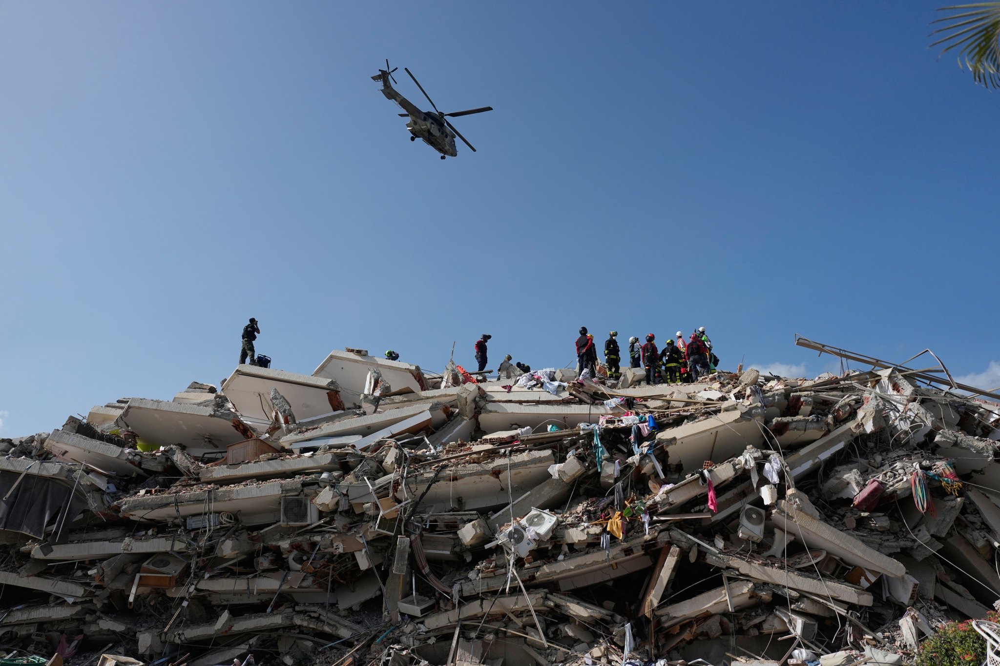 Global quakes top 90 in a week, including a deadly double hit in Venezuela