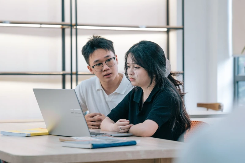 Chọn ngành theo xu hướng có còn là nước đi an toàn?