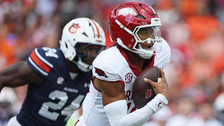 Cursed Jordan-Hare Stadium has been surprisingly kind to Arkansas in ...