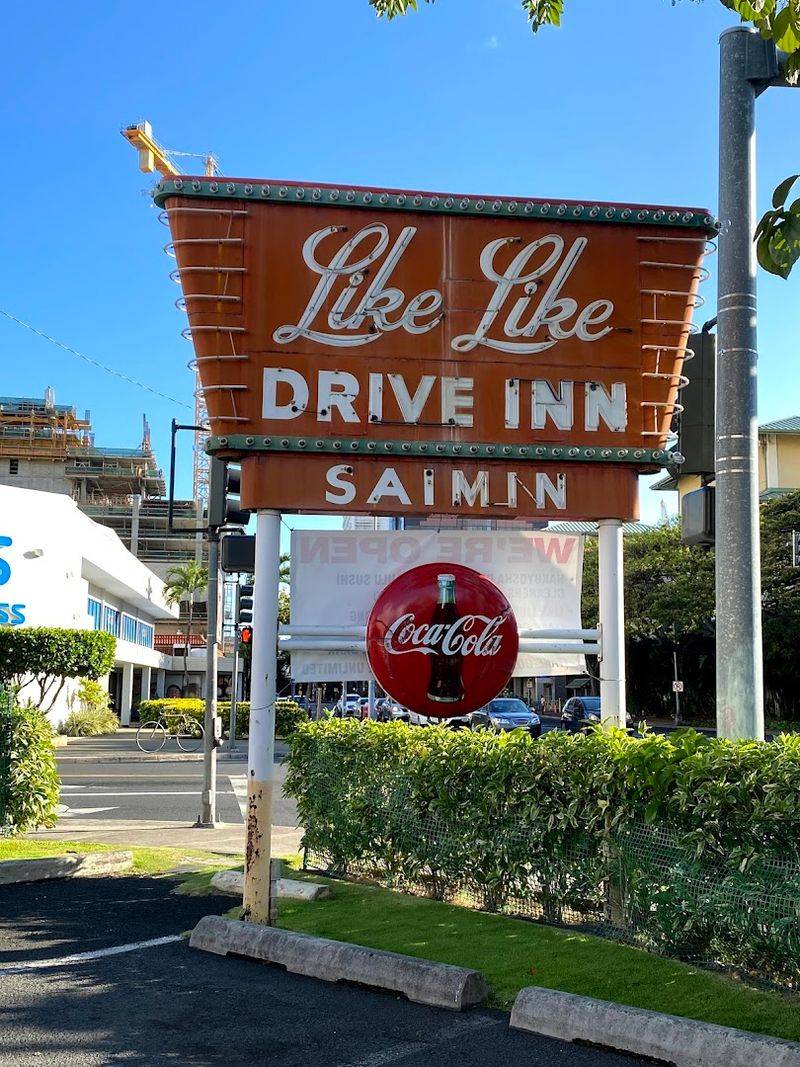 This Hawaii diner has been serving plate lunches since before Hawaii ...
