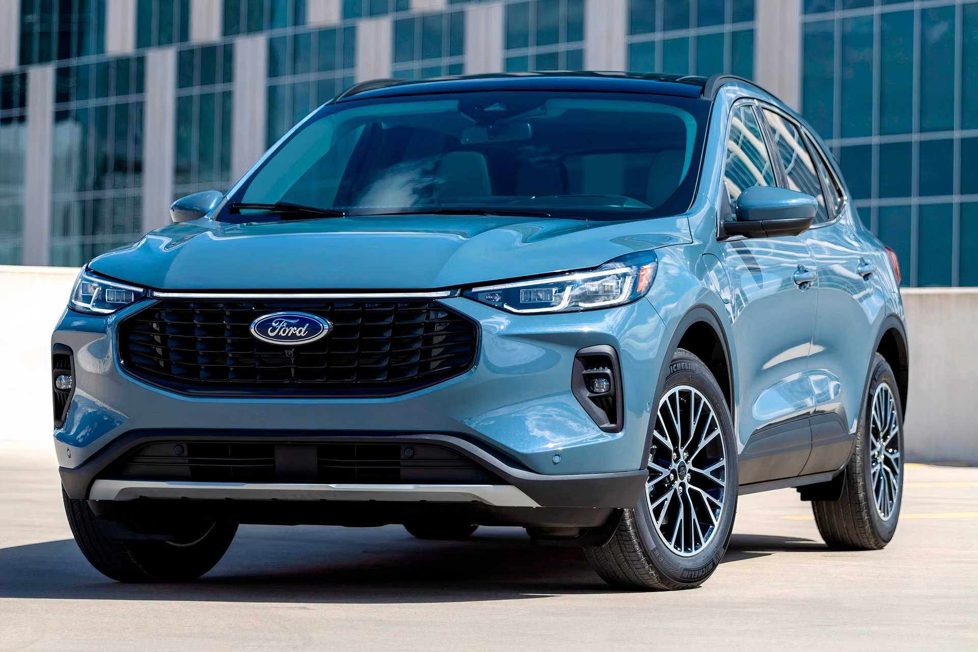 2026 Ford Escape Hybrid Front 3/4