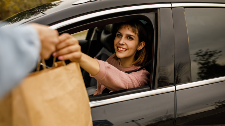 When you should tip on takeout orders (and how much is appropriate)