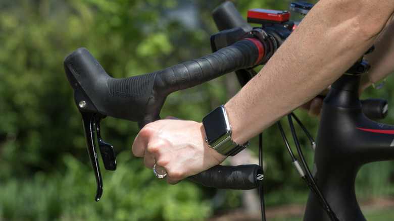 5 Apple Watch features cyclists will use everyday