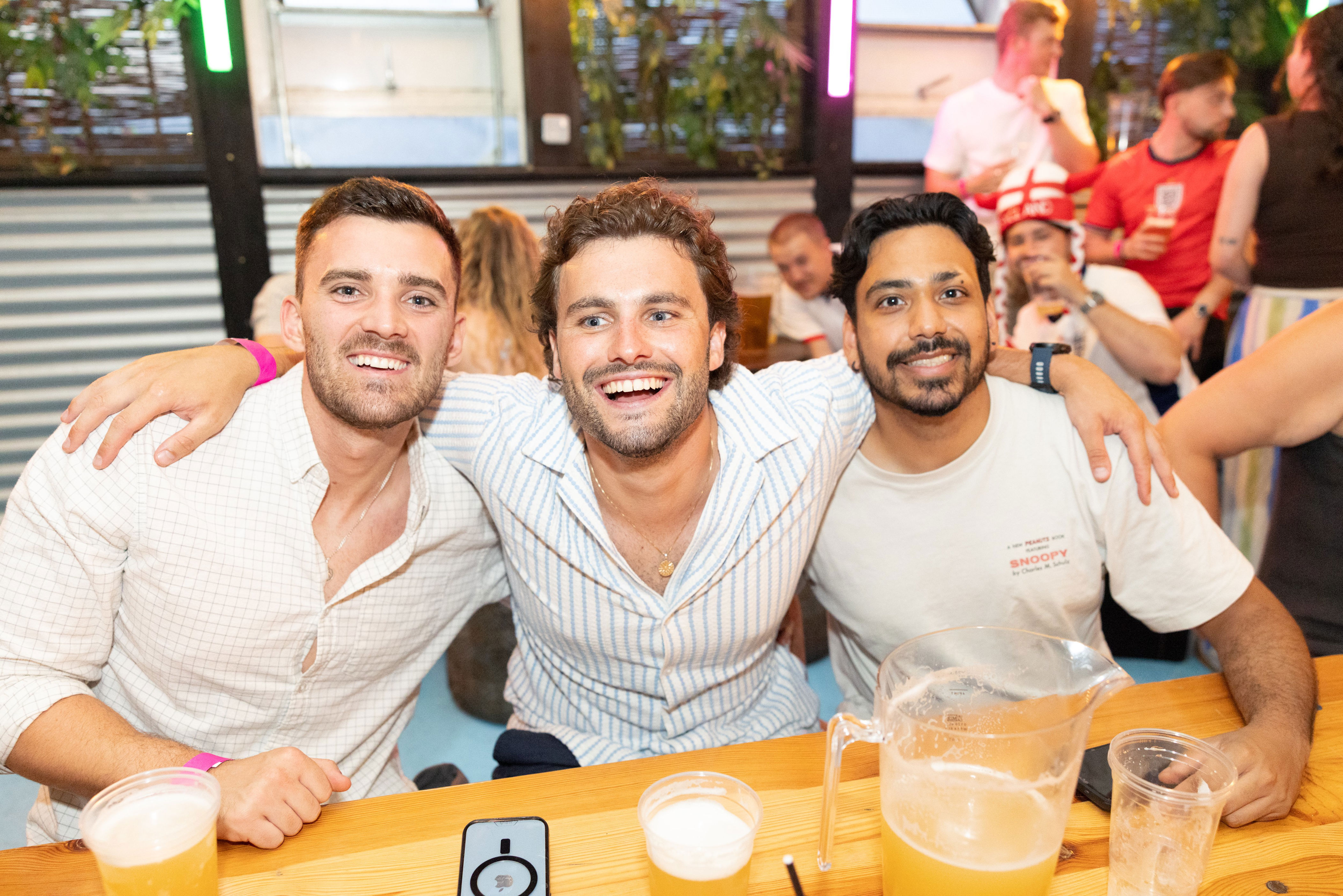 England v Panama: Fans pack out Staggeringly Good brewery in Fratton ...