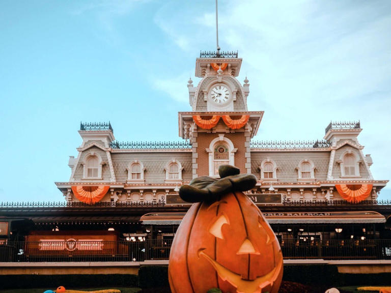 13 reasons to visit Walt Disney World in the fall