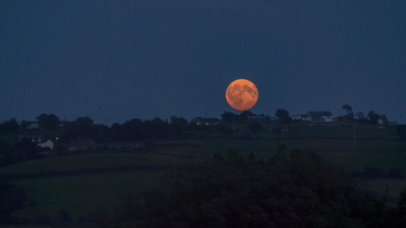Strawberry moon set to light up Irish skies over the next three nights ...