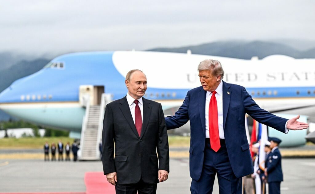 Axios, Trump al G7 e la linea dura con Putin: sarebbe pronto a cancellare le intese di Anchorage sull'Ucraina