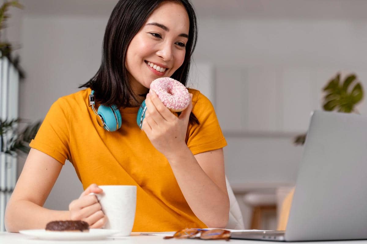 makan tidak sehat