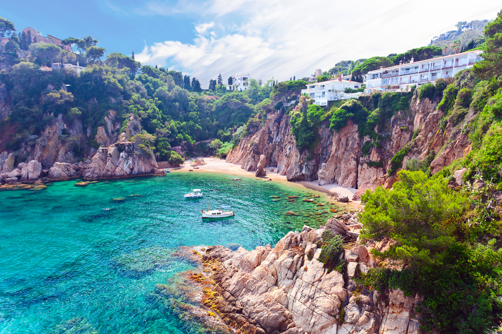 Scenic routes to drive through Spain in October