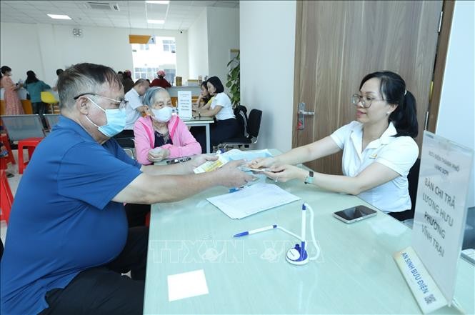 Các chính sách mới về thuế, lương và bảo hiểm có hiệu lực từ 1/7/2026 - tài chính news from Báo Đối ngoại