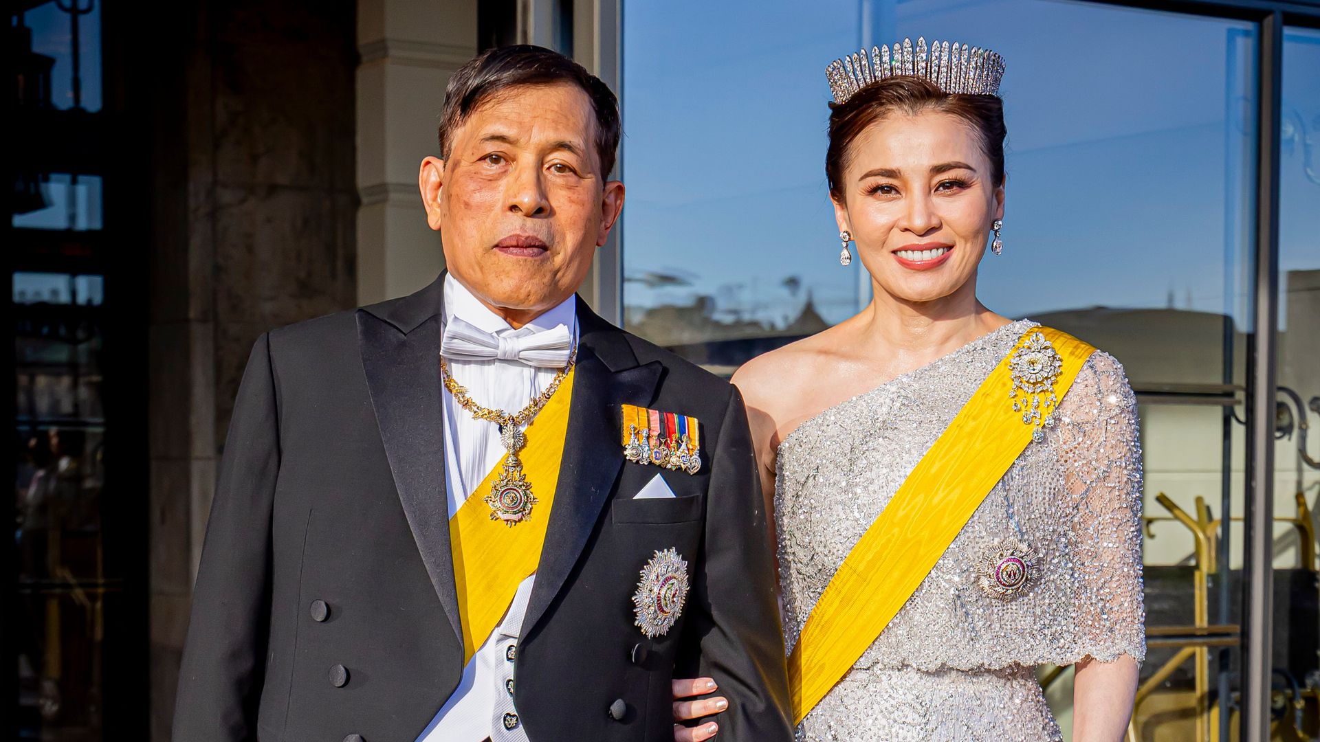 queen-suthida-brings-thailand-s-royal-jewels-to-historic-france-visit