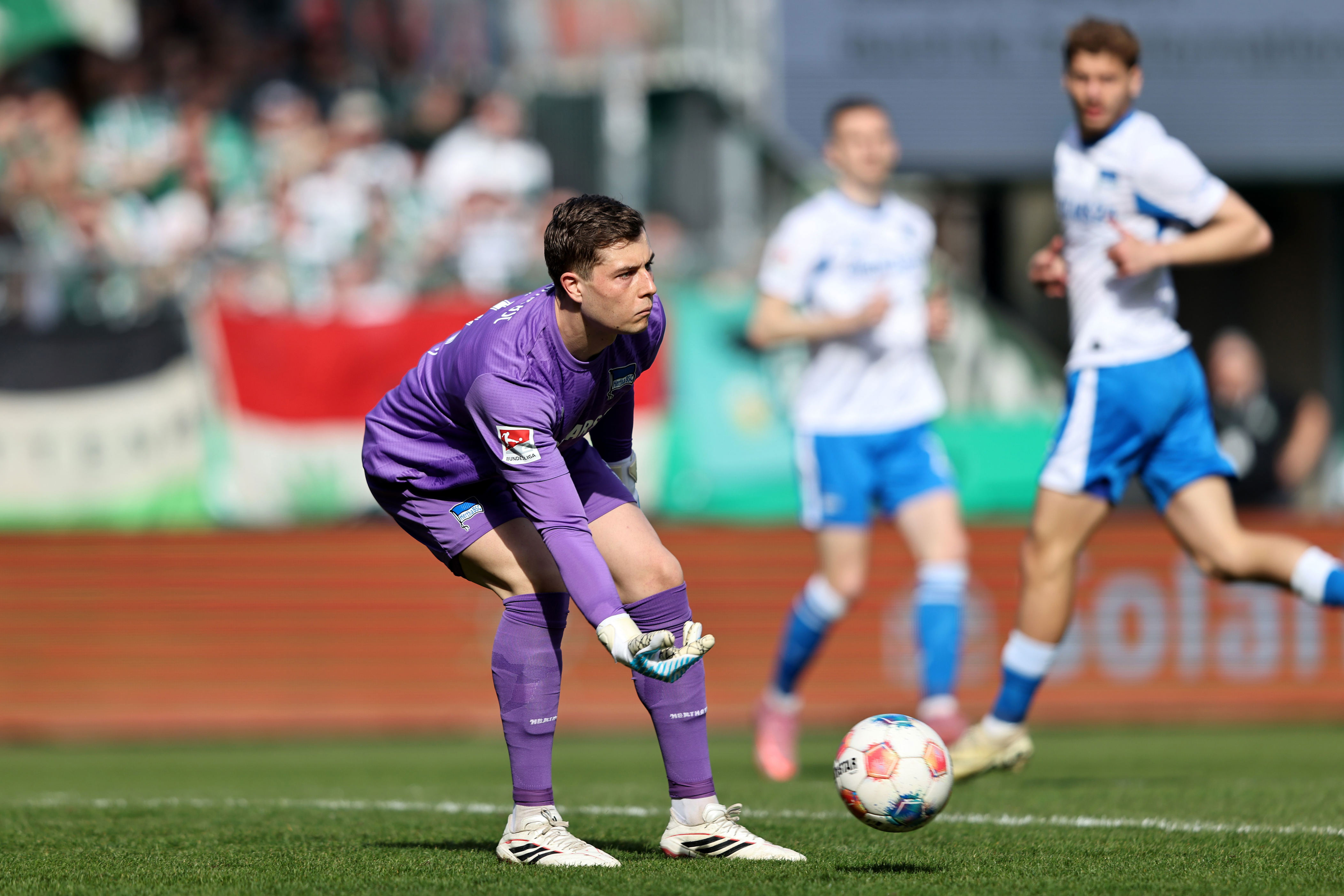 Rangers deal imminent, two new arrivals, Celtic eye keeper, Hearts exit ...