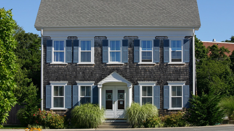 What is a Cape Cod style house and what does one look like?