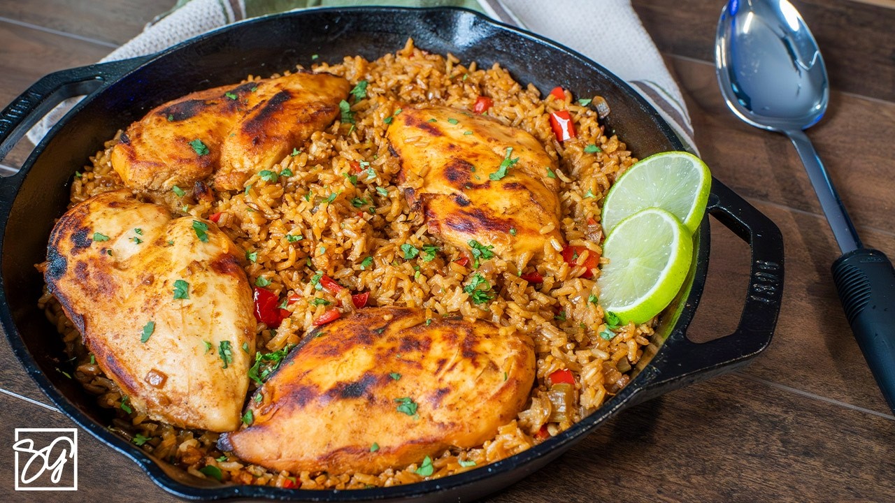 This one-pan Cajun chicken and rice looks too good to skip