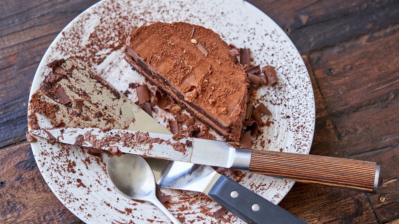 I Threw A Teenager's Cake In The Trash After She Bullied My Grandson At His Own Birthday Party