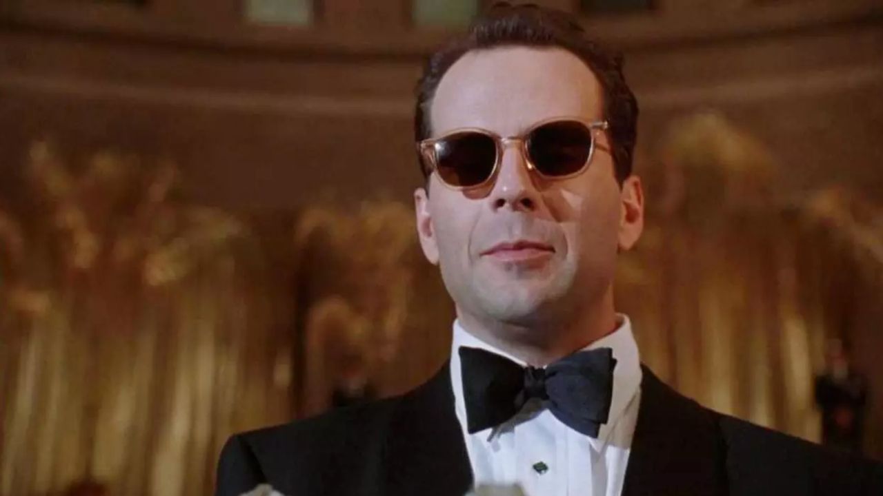 Matt Reeves adaptará clássico dos anos 90 com Bruce Willis e Tom Hanks - entretenimento news from AdoroCinema