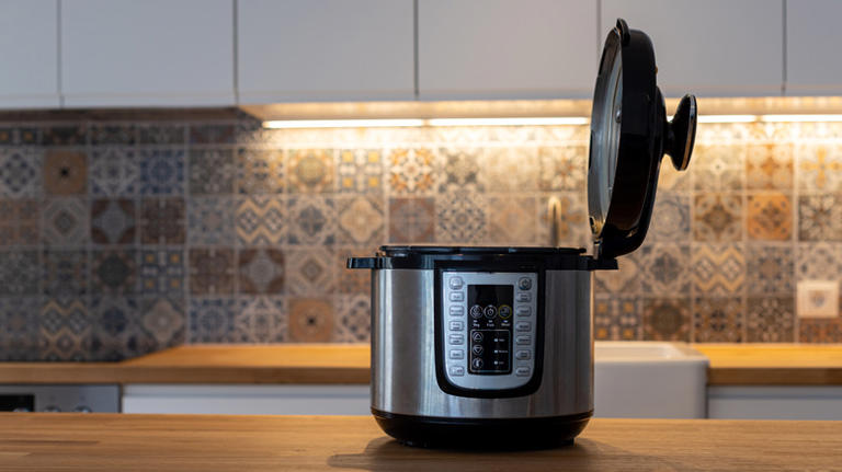 Here's what happens when you cook cabbage in your Instant Pot