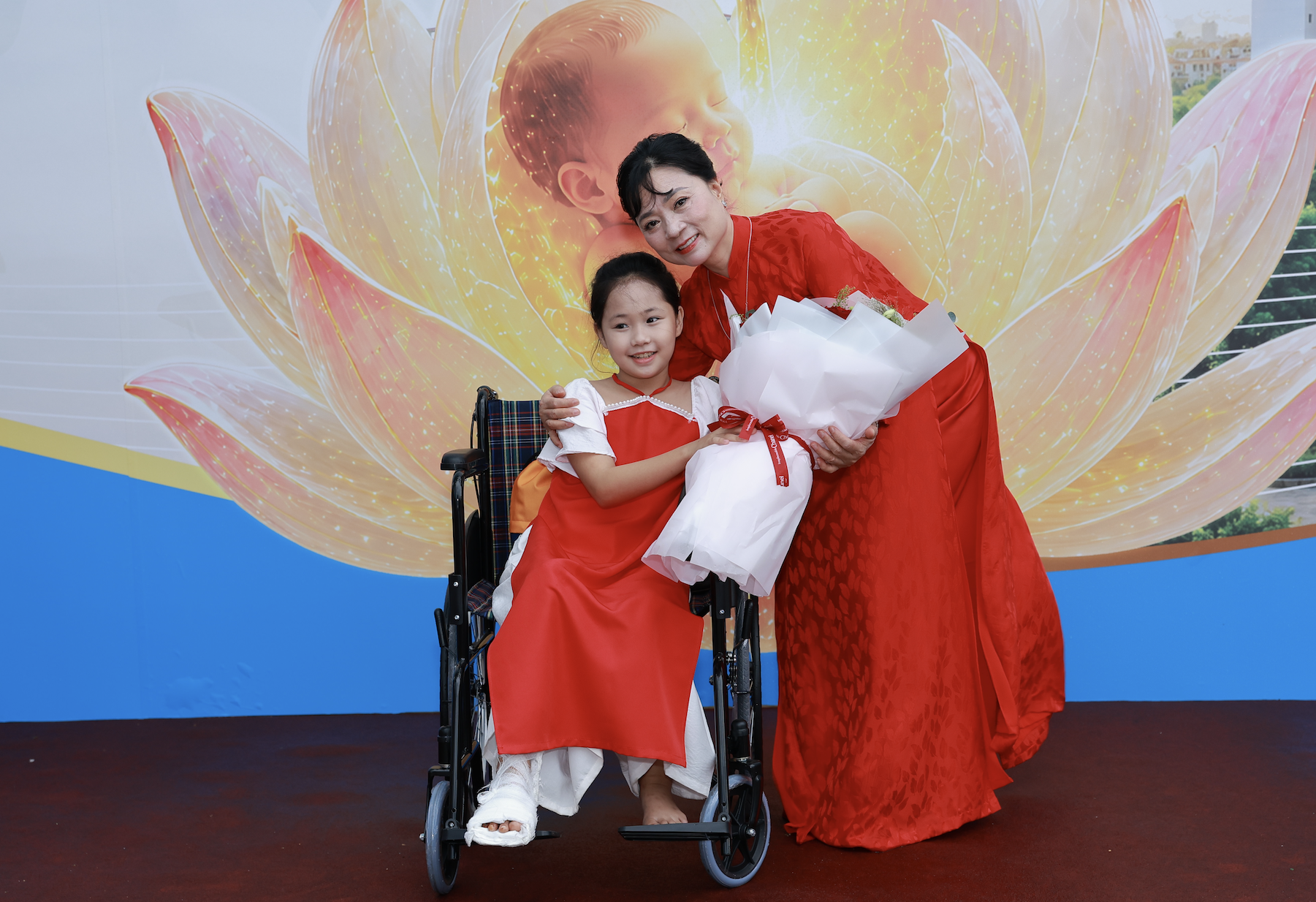 Những cuộc 'trường chinh' tìm con