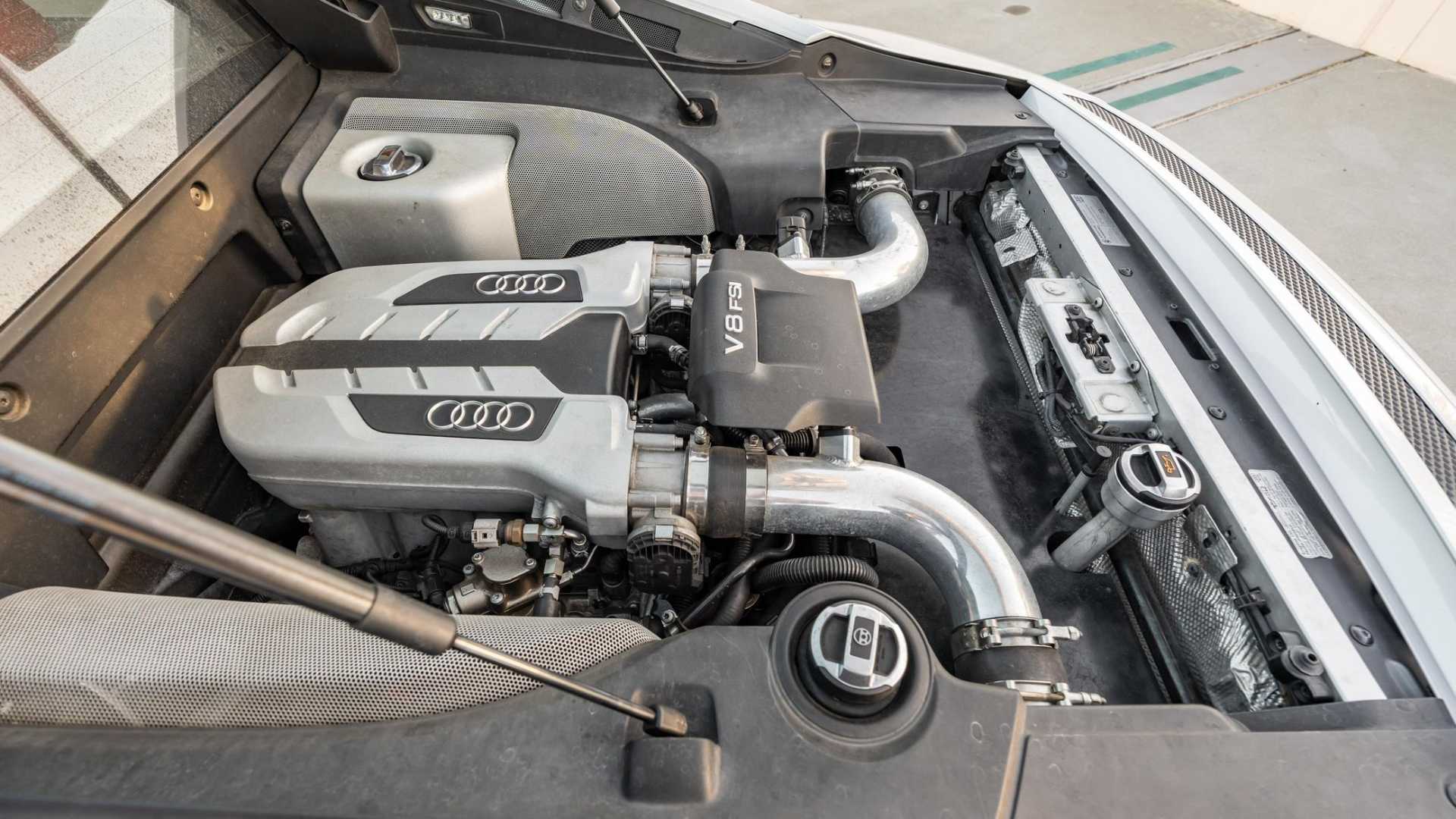 2009 Audi R8 Coupe 4.2-Liter V8 Modified Engine
