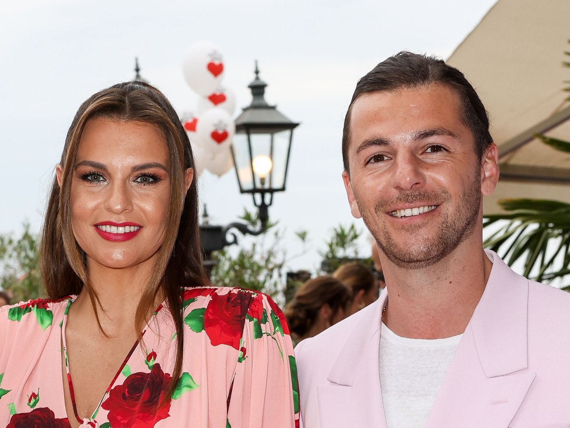 liebesurlaub-mit-riccardo-basile-laura-wontorra-geniesst-auszeit
