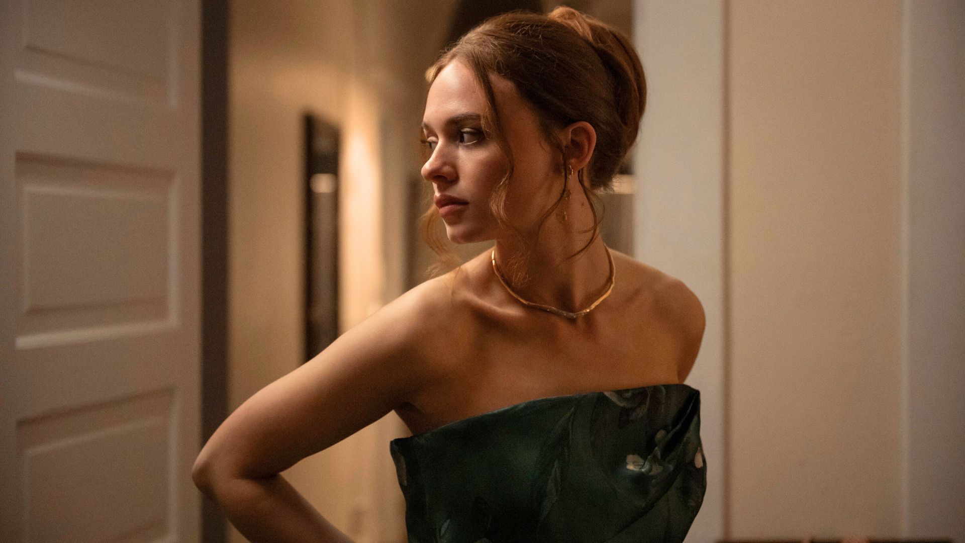 Prime Video's 8-episode drama show based on a bestselling novel ...