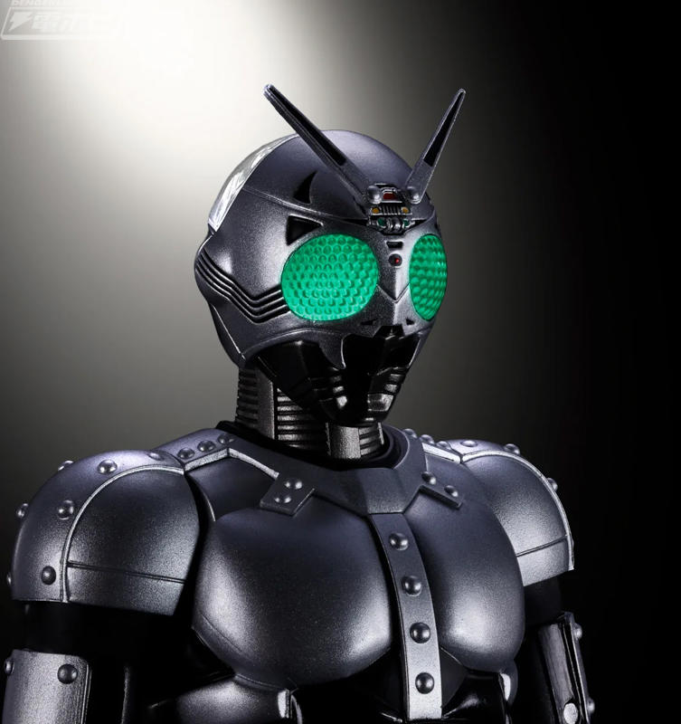 SHFiguarts（真骨彫製法）」で商品化された仮面ライダーBLACKと