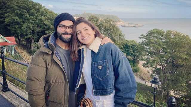 Virat Kohli, Anushka Sharma spotted cheering for India at Lord's during ...